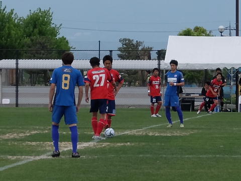 レイジェンド滋賀FC、首位攻防戦でバンディオンセに完敗する。。