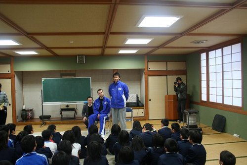 【レイクスキャラバン】長浜市立田根小学校訪問レポート