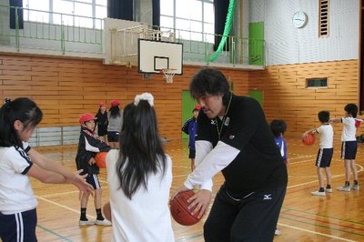 【レイクスキャラバン】大津市立青山小学校訪問レポート