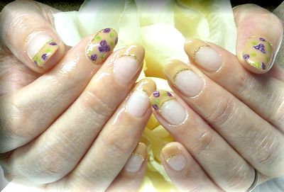 小花柄で上品に。