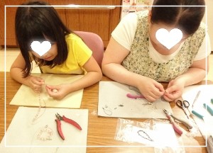 夏休みは親子でビーズレッスン in トーカイ西武教室