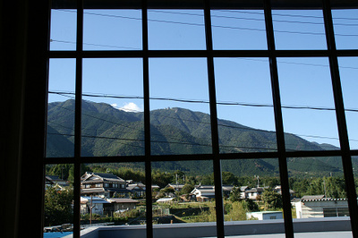 三峰を望む