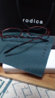 rodica の眼鏡です
