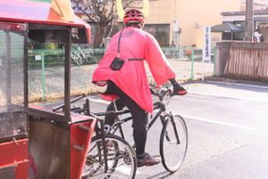 続「こどもアートまつり」 冬は自転車タクシーで満喫
