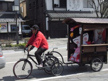 秋恒例!「お姫様変身体験」募集が始まっています