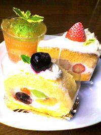 欲張りロールケーキ♪