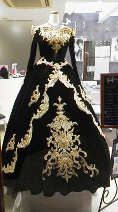 石山店のドレス☆