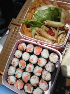 お昼だ!おべんとう♪