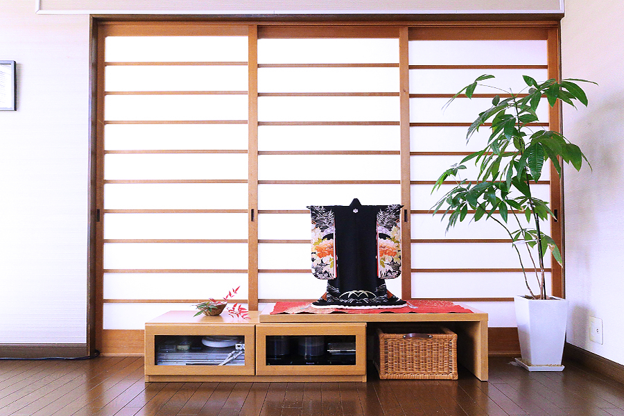 京都の和裁作家による 古着物の古布をリメイクしたインテリア・ミニ着物 Miniature kimono interior 京都の和裁作家による 古着物の古布をリメイクしたインテリア・ミニ着物 Miniature kimono interior