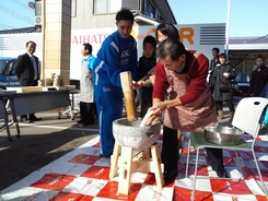 【ゲーム情報】2015/1/3・4福岡戦@草津 餅つき大会開催!! 【ゲーム情報】2015/1/3・4福岡戦@草津 餅つき大会開催!!
