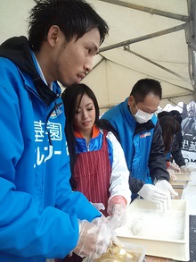 1/3(金)「大初(ダイハツ)夢フェア2014」に選手登場!