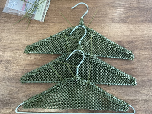 ハンガーでアレを作る。 ハンガーでアレを作る。