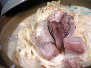 ほんまベルバラ 〜ホルモンの煮込み鍋ラーメン〜
