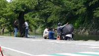 彦根城ブルーインパルス予行、テスト飛行・・・近くすぎて失敗者が続出!? (画像・動画あり)
