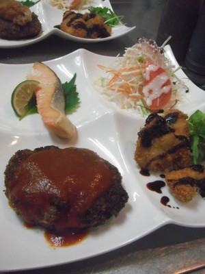 ハンバーグプレート