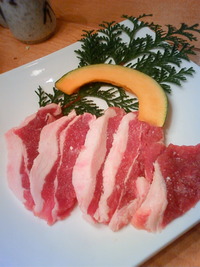 ゴージャスセット!?…初焼肉は「竹」へ