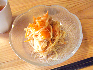 干し柿をつくろう!を開催しました。