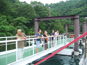 沖島でお魚料理