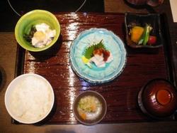 西日本技術の昼食