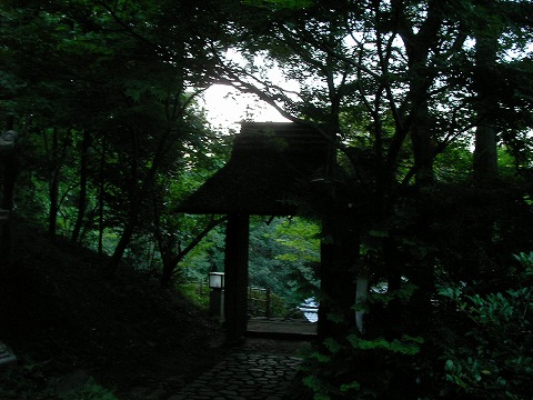 ◆芭蕉の草庵・幻住庵、大津市・国分山中腹に芭蕉の住処