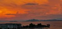 琵琶湖一帯、オレンジ色に染まる景色