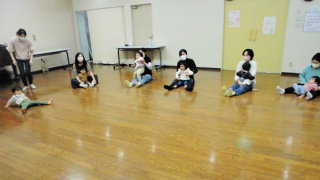 おすわりやすイスどっせ おすわりやすイスどっせ