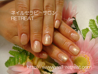 やんわり新緑グリ-ンでキラキラネイル