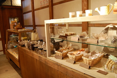 さくらマーケット　at　　尾賀商店倉庫