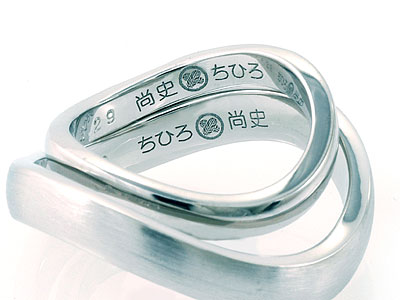 N様C様の婚約指輪・結婚指輪の3本セットをご紹介!!!