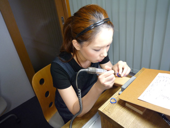 手作りのリングをご主人へサプライズプレゼント