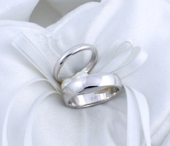 手作りの結婚指輪