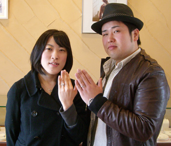 桜・羽・イニシャルモチーフの婚約&結婚指輪