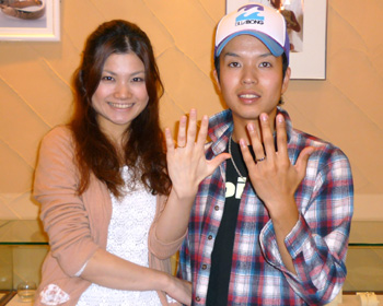 槌目風加工の手作り結婚指輪