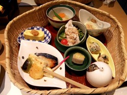 百年豆腐を味わう