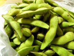 「黒豆の枝豆収穫祭」と「玄米」