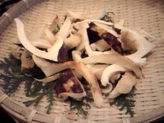 松茸と国産牛肉スキヤキ食べ放題@信楽
