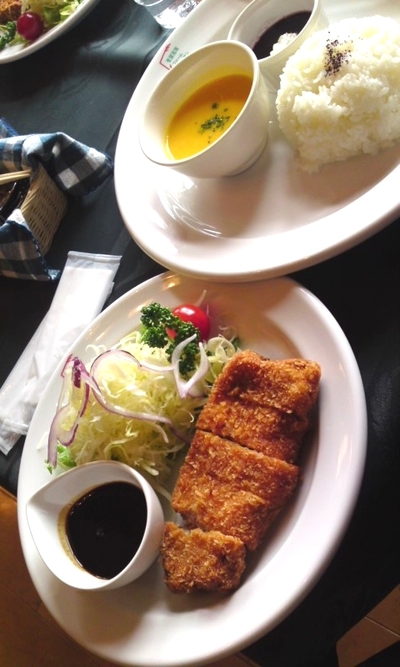 ランチは楽しくってか? ^^;