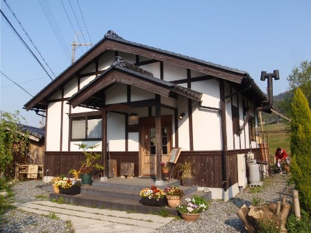 「遊楽石窯 かものしらべ」