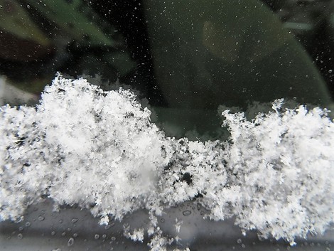 高島市に暴風雪警報~~雪は天からの・・・ 高島市に暴風雪警報~~雪は天からの・・・
