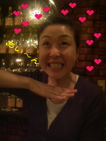 彼女???