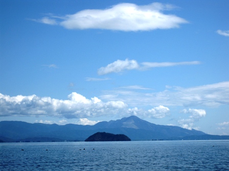 蒼い琵琶湖