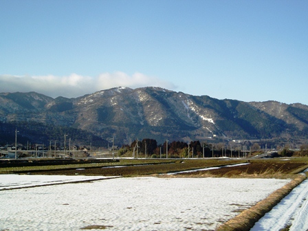 スバル360と今日の高島市山間
