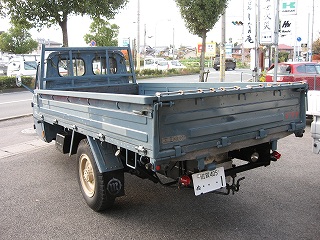 ● 現役のオート三輪車