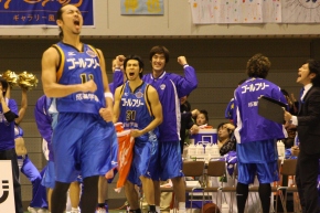 レイクス、琉球の連勝を阻止!!