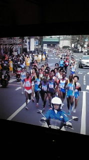 スーツで東京マラソン2011