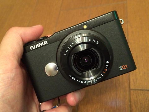 高級コンデジ 富士フィルムの「FUJIFILM XQ1」を購入。ファースト