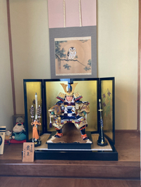 五月人形がお出迎え
