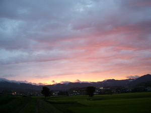 昨日の夕陽・・・雨の中