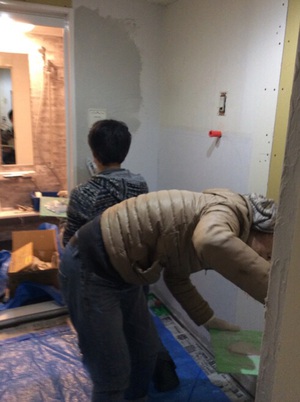DIYで塗る珪藻土 日本ケイソウ土建材さんが来られました。