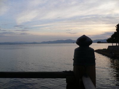 たそがれの、びわ湖
